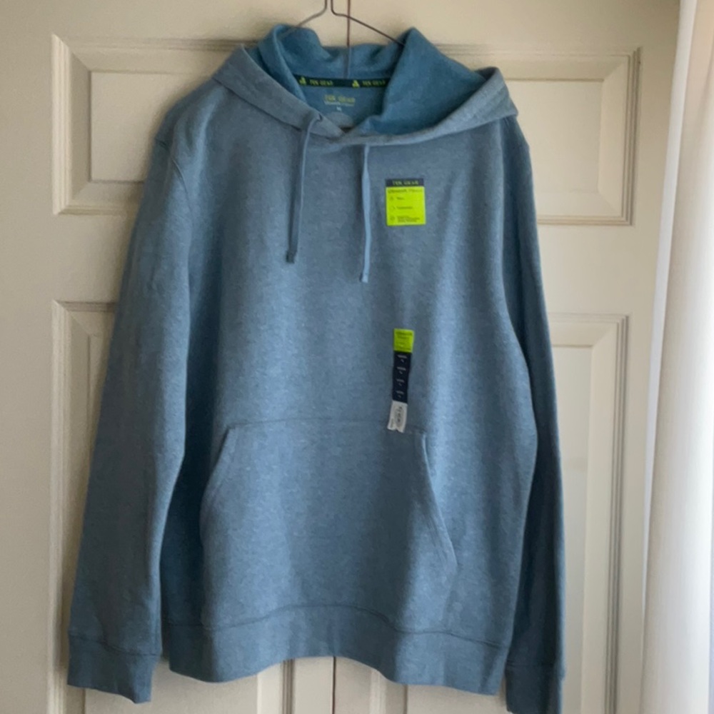 Men’s Light blue Tek Gear hooded sweatshirt